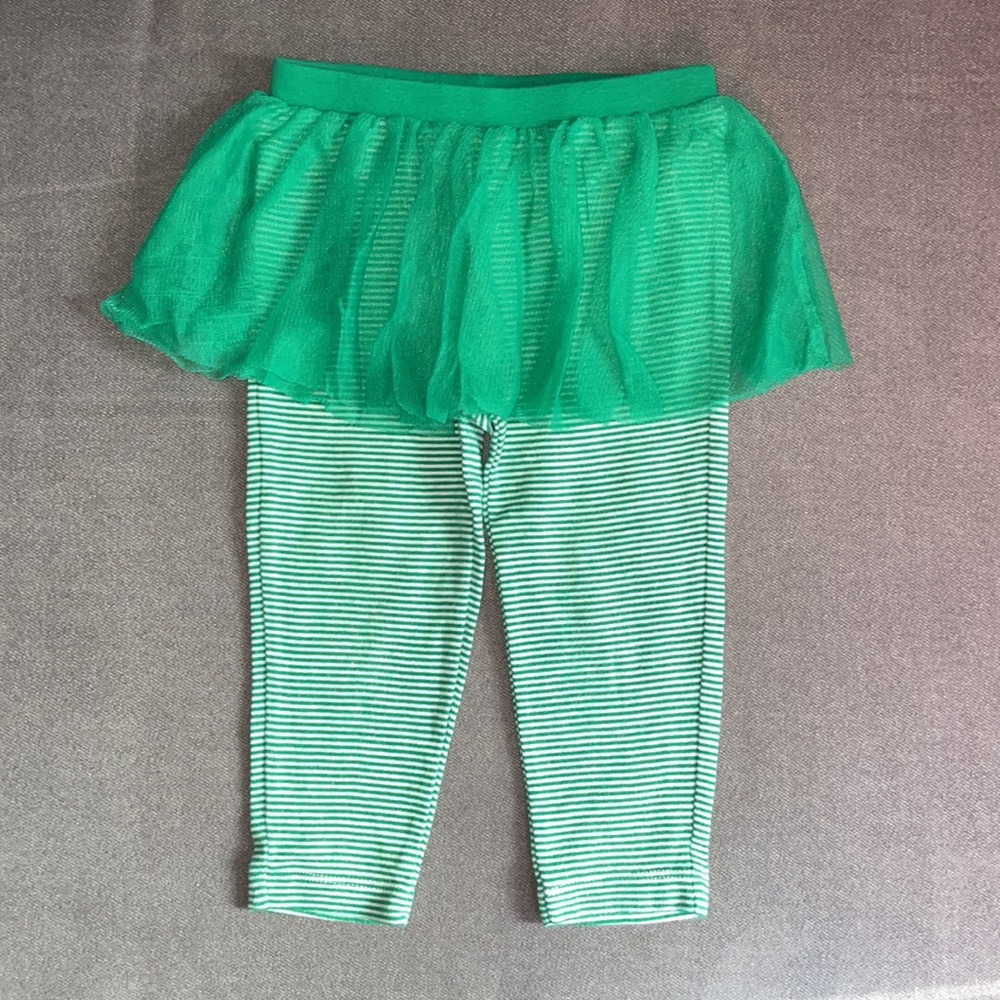 Carter’s 18 months Little Girls Footless leggings with Tutu Ruffles. - Picture 3 of 5